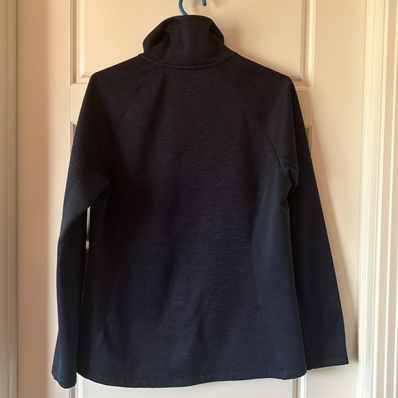 NorthFace zipped up vest - Picture 5 of 9